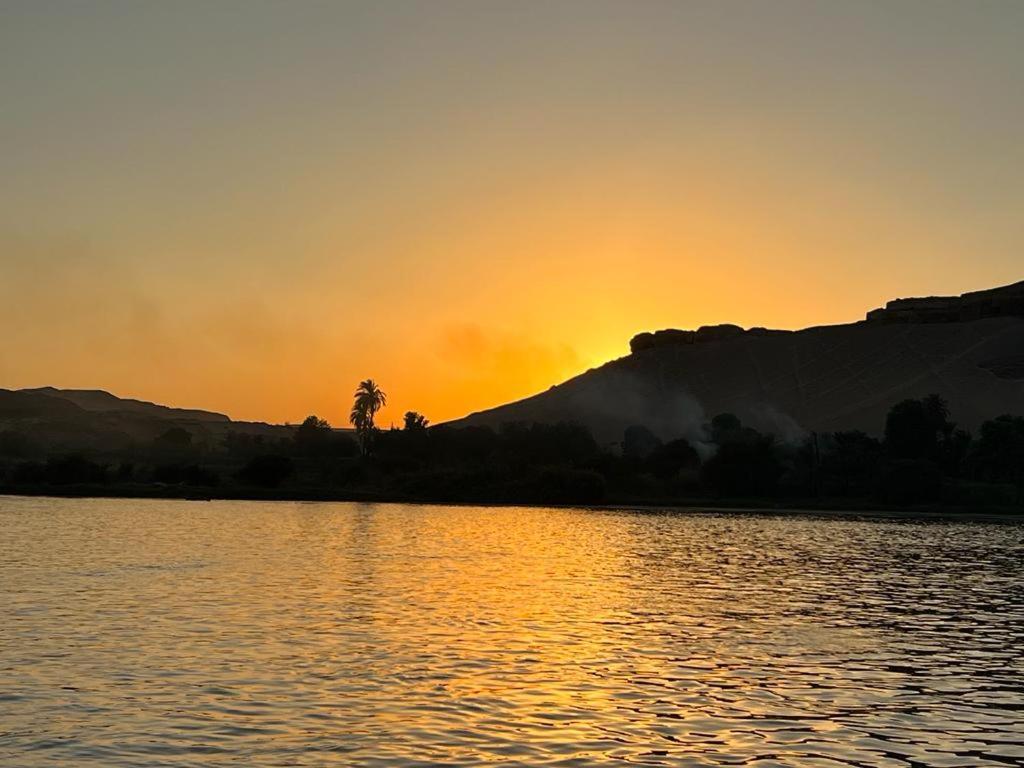 Nile Felucca Adventure Aswan Exterior foto